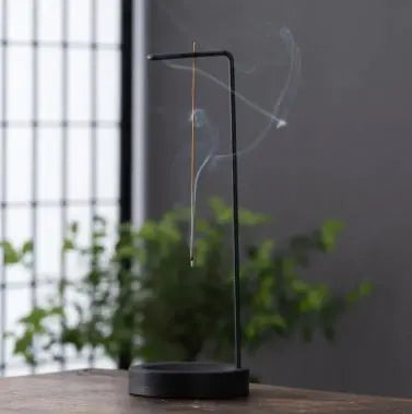 Brûleur d'encens à l'envers du bâton